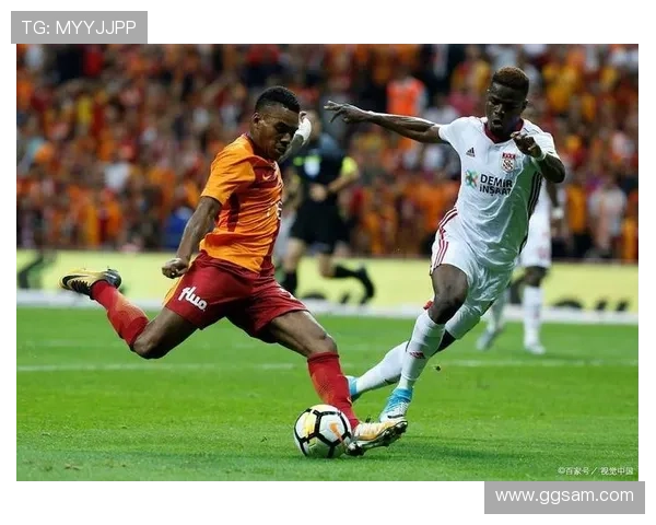 见木友哉世界波 福冈黄蜂险胜三箭